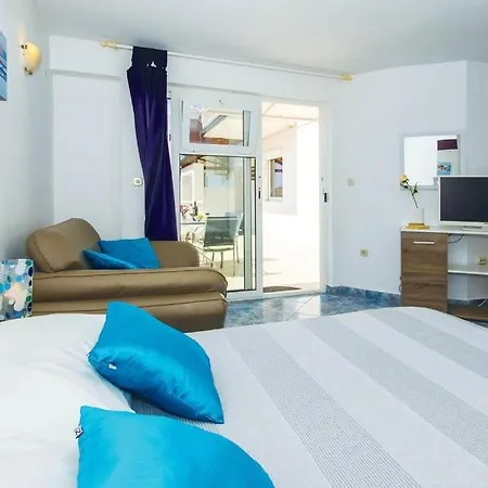 Villa Lucin *